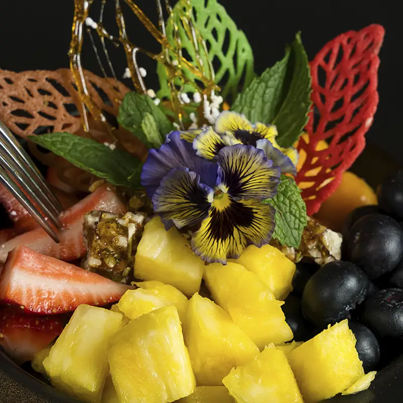 Seasonal Fruit Cocktail - Imagen 3